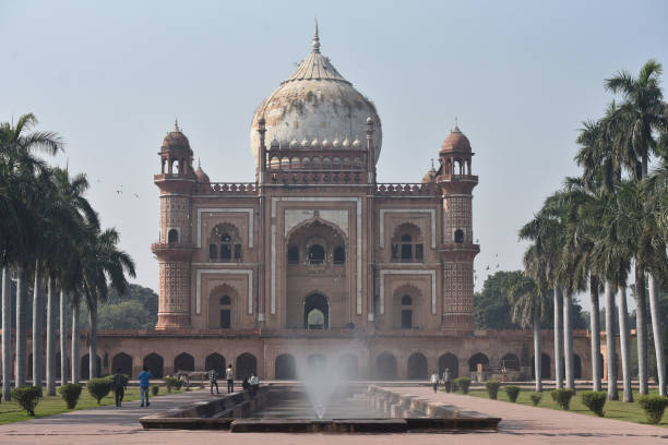 You are currently viewing SAFDARJUNG TOMB Delhi –  Looks more like a mini TAJ MAHAL