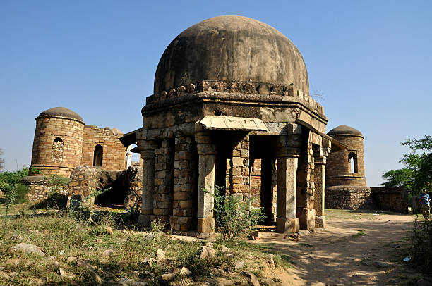 You are currently viewing Sultan Ghari Tomb – The first Islamic Mausoleum by Iltutmish