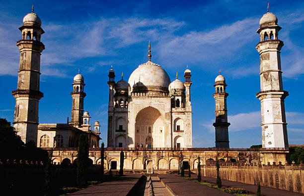 Read more about the article Bibi Ka Maqbara Aurangabad: The Taj Mahal of Deccan India