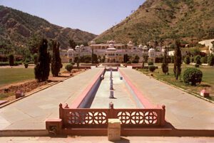 Read more about the article Discovering the Beauty of Sisodia Rani Ka Bagh, Jaipur
