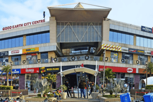 Good Earth City Centre in Gurgaon
