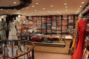 Meena Bazaar in Kamla Nagar market